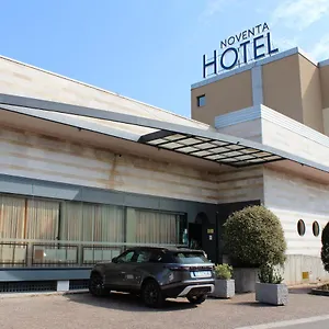 Noventa 4*, Noventa di Piave Italy