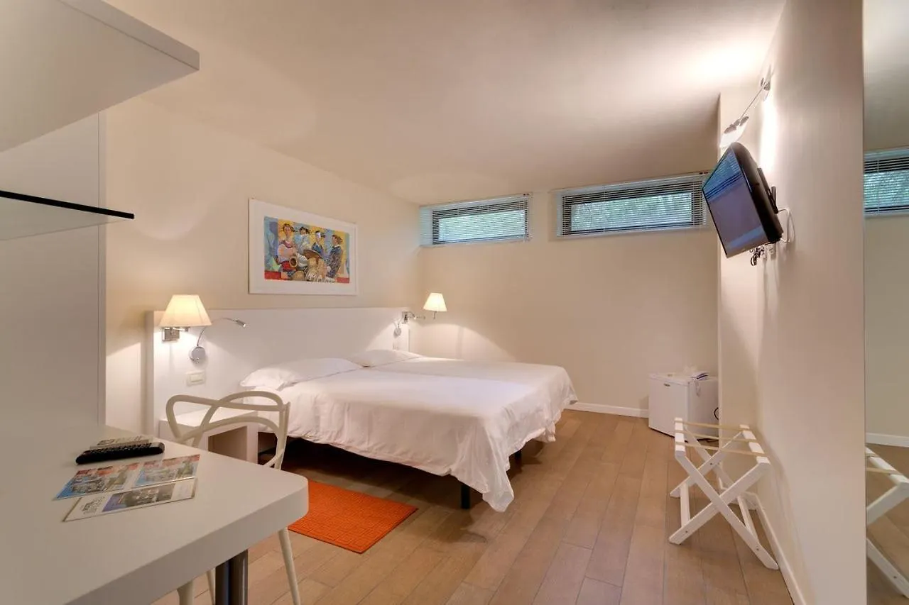 ***  Hotel Bacco Lido di Camaiore Italia